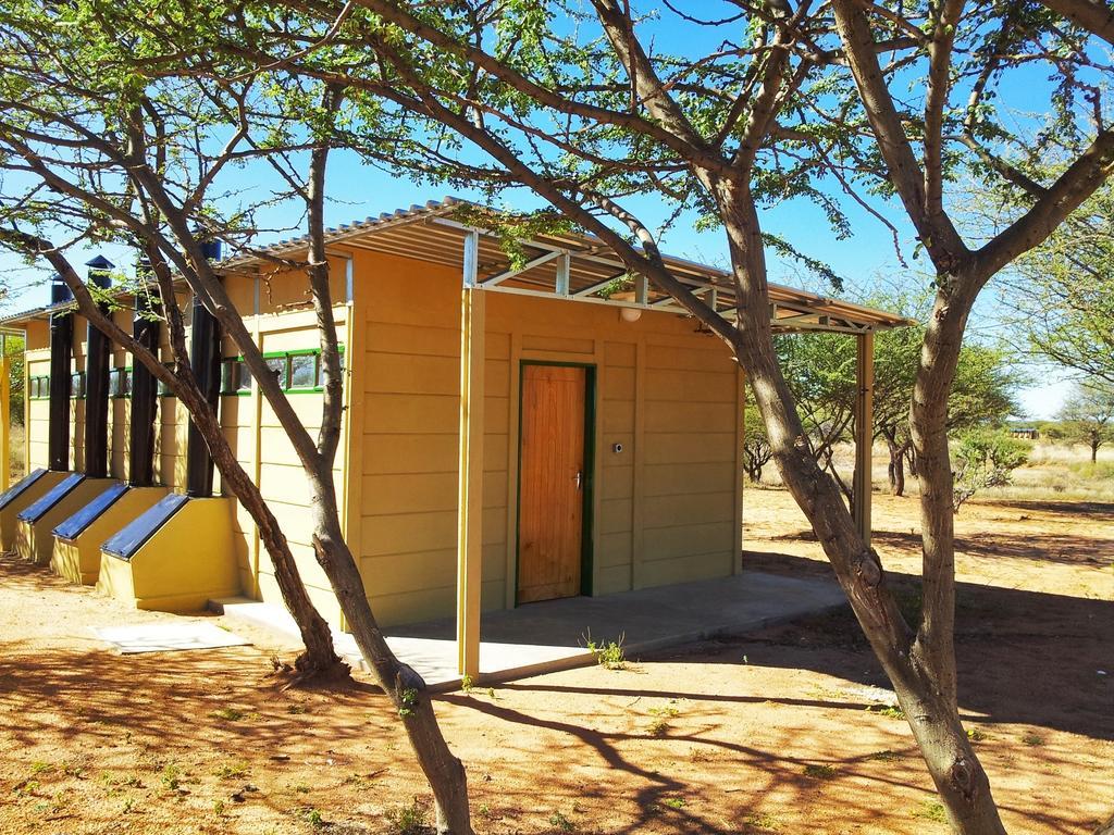 Ovita Wildlife Restcamp Okazize Δωμάτιο φωτογραφία